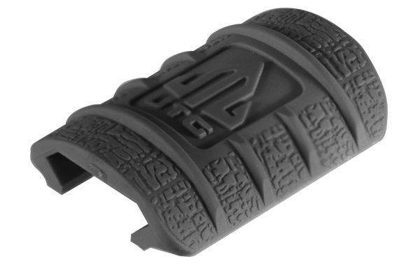 Комплект накладок Leapers UTG на Weaver/Picattiny для защиты рук, резина, со стопорным штифтом, черн,комплект 12шт купить по оптимальной цене,  доставка по России, гарантия качества