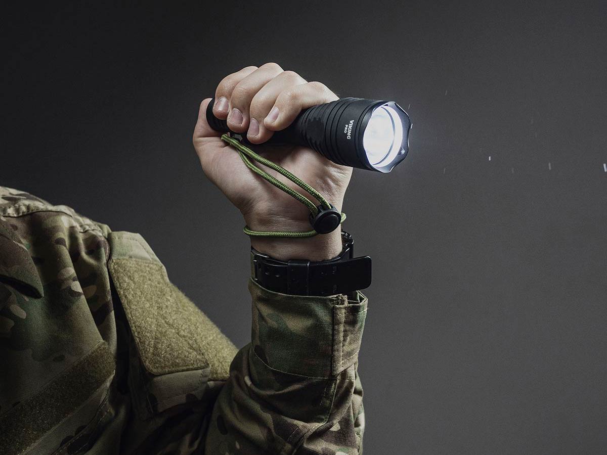 Фонарь подствольный с комплектом Armytek Viking Pro USB Extended Set купить по оптимальной цене,  доставка по России, гарантия качества